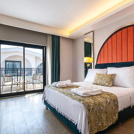 מנבגט La Benata Beach Hotel מראה חיצוני תמונה